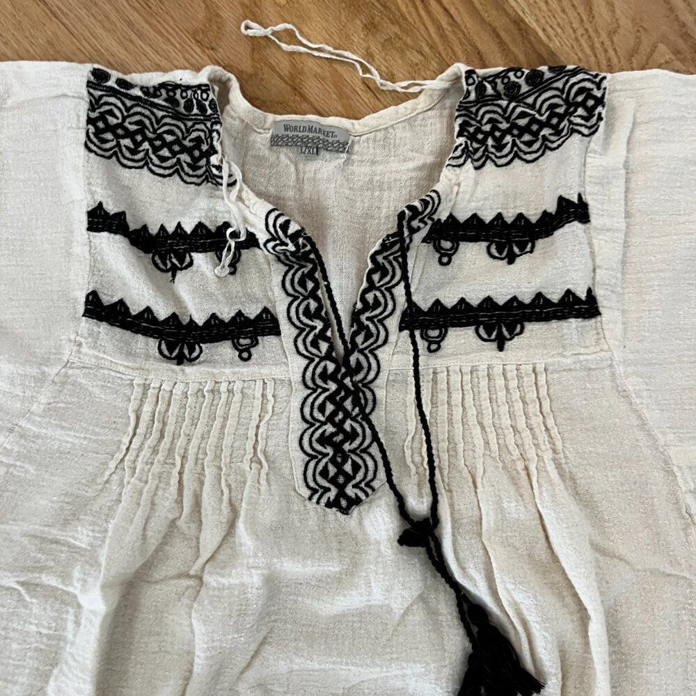World Market Gauzy Bohemian white Embroidered dolman Sleeve‎ Flowy Womens XL - Picture 3 of 6